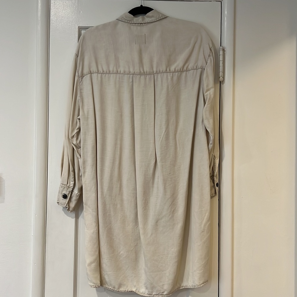 Oversized Button down - Picture 3 of 3
